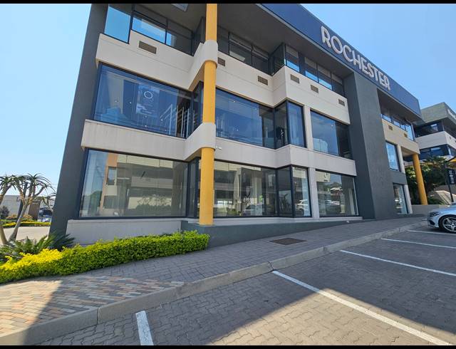 805M² SHOWROOM TO LET IN KRAMERVILLE